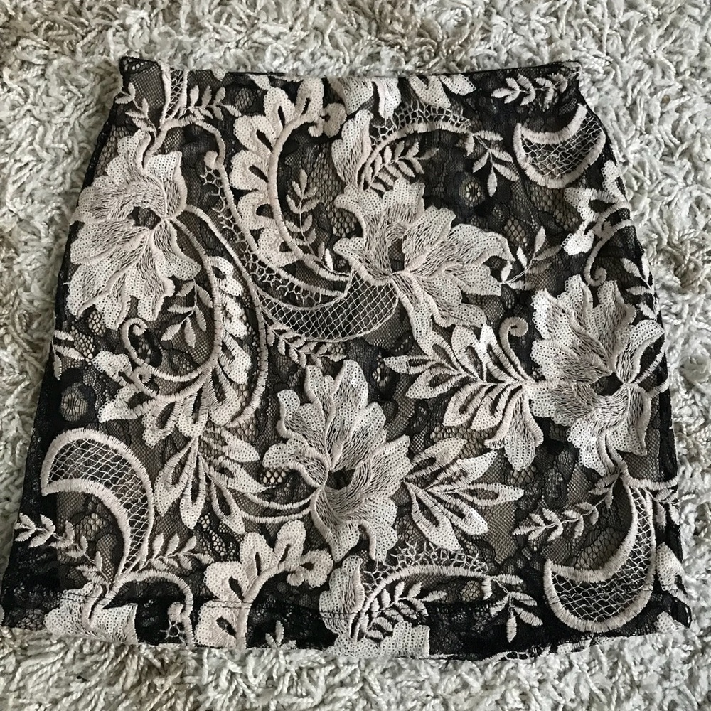Floral high waisted skirt